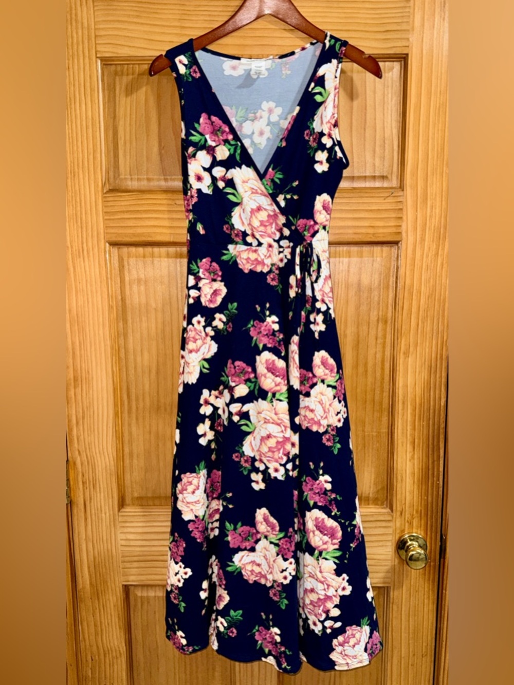 NWT Caution To The Wind Women’s Navy Sleeveless Floral Wrap Maxi Dress-S - Picture 3 of 12